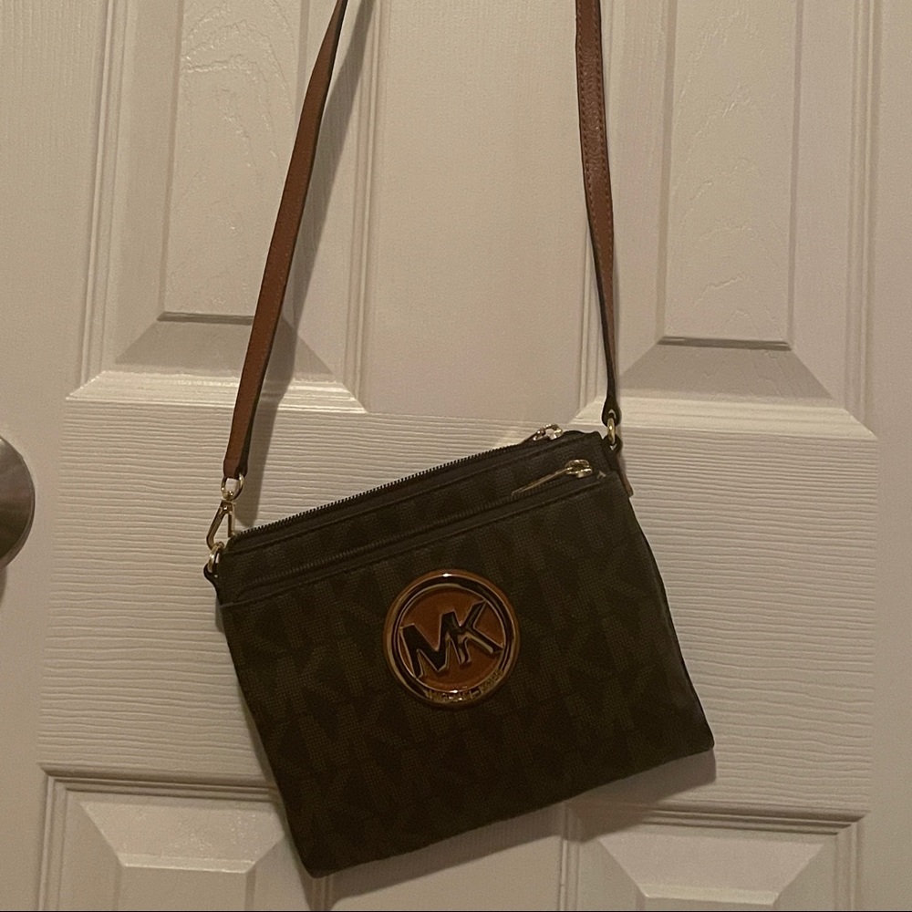Michael Kors cross body bag
